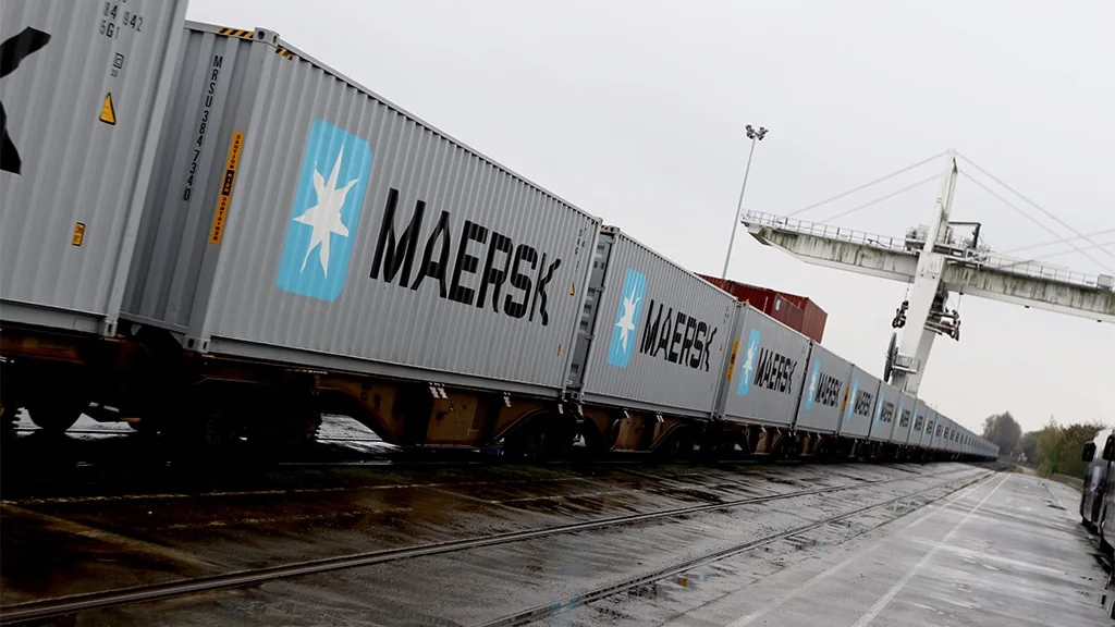 Maersk перевозитиме контейнери в Україну залізницею з Констанци